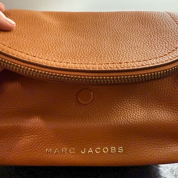 Marc Jacobs The Groove Crossbody Messenger Bag - Picture 6 of 15